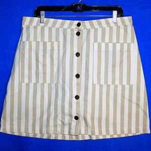 Old Navy Striped Mini Skirt - Women's Size 14 - Button Front - Beige & White